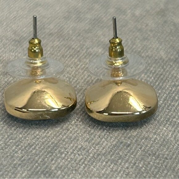 Square goldtone clear opalescent Crystal rhinestone cubic zirconia stud - Picture 5 of 7